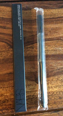 Nars Wet/Dry Eyeshadow Brush #49