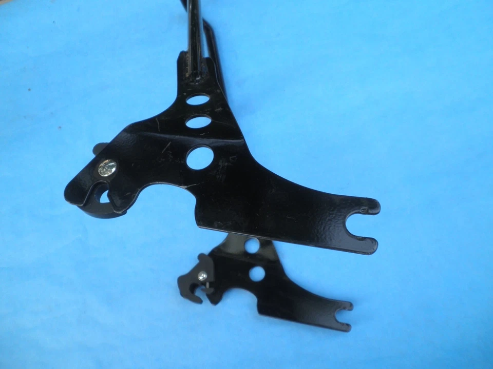 $ HARLEY GENUINO SPORTSTER XL 883 1200 HIERRO DESMONTABLE NEGRO BARRA SISSY respaldo Foto 4 de 4