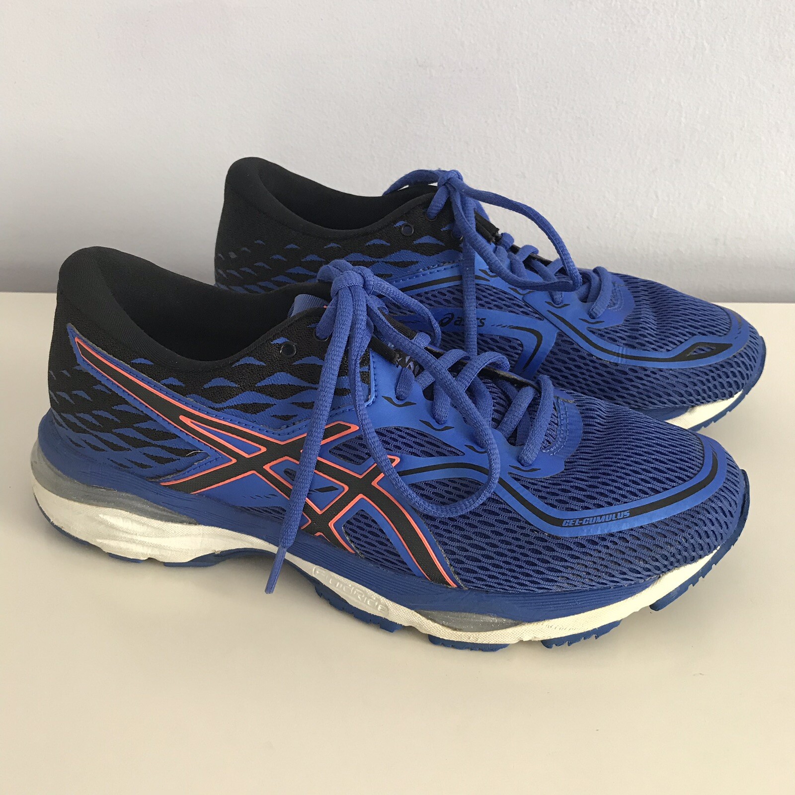 asics wide running shoes womens