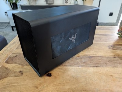 Razer Core X externes GPU-Gehäuse eGPU
