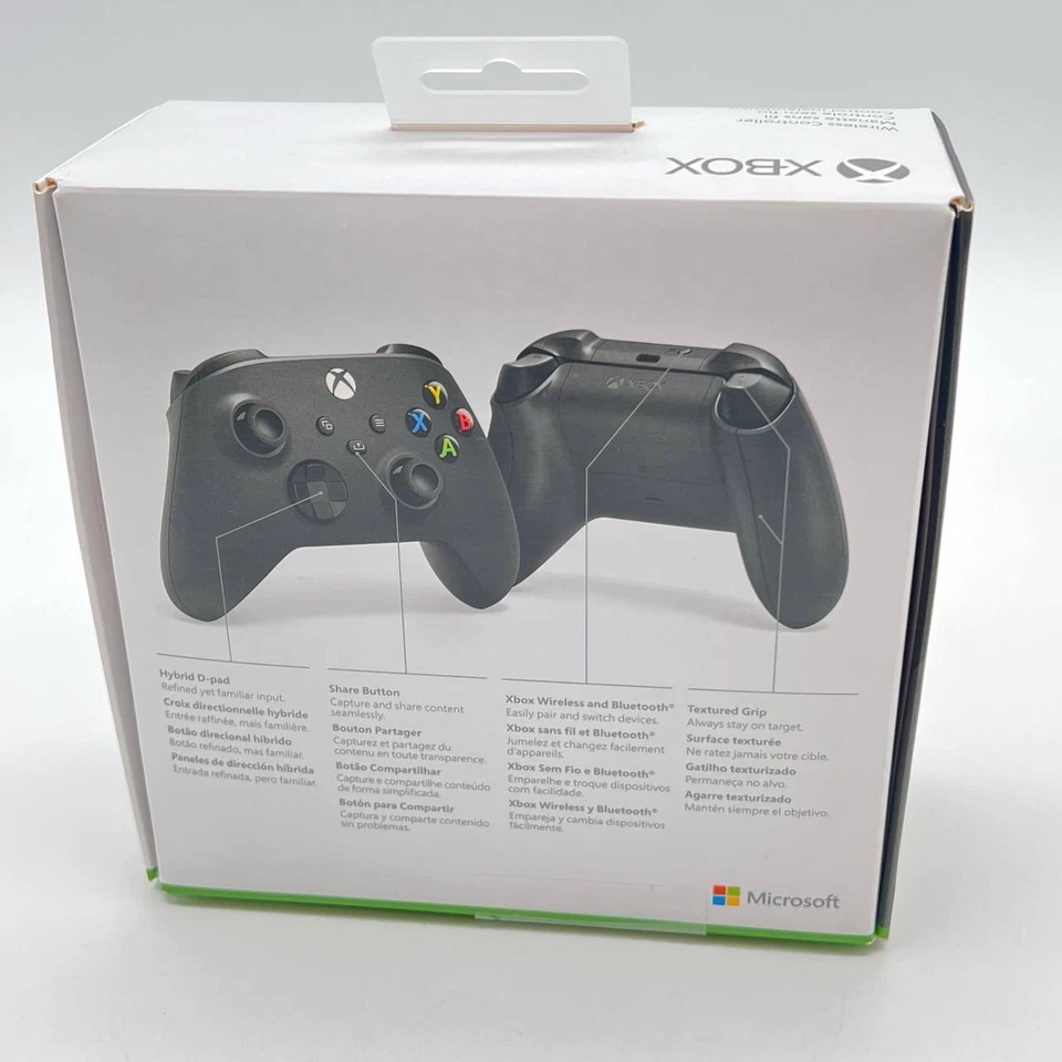 Xbox Wireless Controllers Black & White + Rechargeable Battery with USB-C Cable - Image 4 of 4