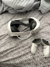 Meta Quest 3 All-in-One VR Headset - White (899-00579-01)