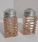 Anchor Hocking Manhattan Pink Depression Glass Salt And Pepper Shaker Set
