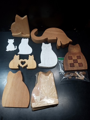 Lot of Painted Wood Cutout Country Decor Figures Animals Cat Cats Kitty Kitten