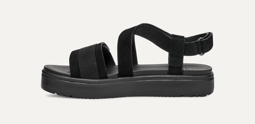 UGG - R&amp;Rページ　2足 近未来の足元革命」UGG“CA805”の驚異的なパフォーマンスを