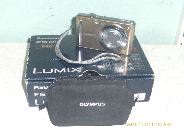 Panasonic DMC-FS25 Lumix iA Digital Camera 12.1 MP Face Detection