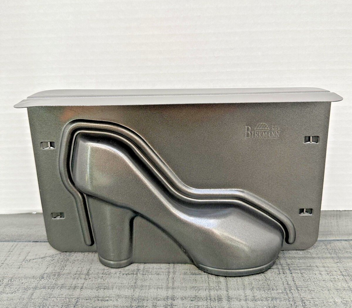 Birkmann Eddingtons Pumps High Heel Shoe Cake Chocolate Tin Baking Mold  Open Box