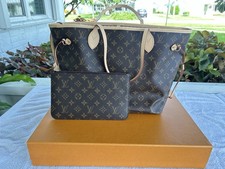 Louis Vuitton Monogram Tote Bag w/ Removable ...