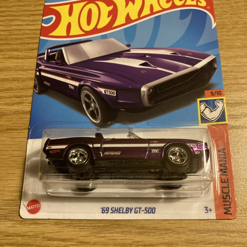 HOT WHEELS 2023 #195 69 MUSTANG SHELBY GT-500 SUPER TREASURE HUNT TH +PROTECTOR - Image 2 of 4