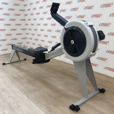 Concept 2 Model E Rudergerät mit PM5 Konsole