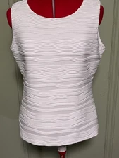 Calvin Klein Textured White Sleeveless Top Blouse Pullover Size M Lined