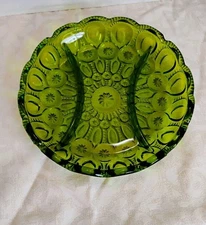 Vintage L.E. Smith Moon And Star Relish Divided Dish Green Glass
