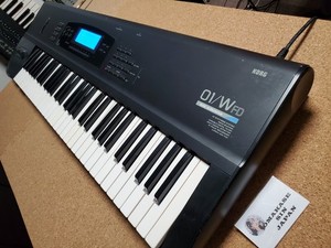 KORG 01/W FD シンセサイザー 純正ハードケース付き KORG 01/W FD シンセサイザー 純正ハードケース付き 希少】KORG 01/W