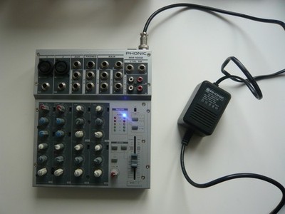 Mixer PHONIC MM1002 Mischpult mit Netzteil Phantomspeisung