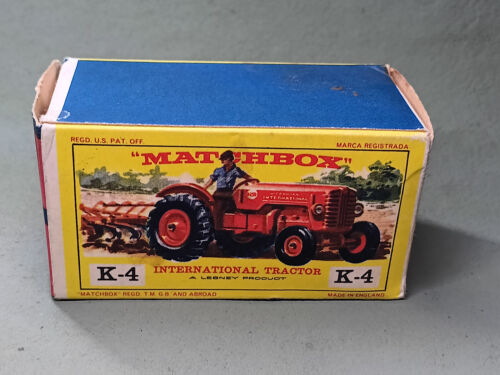 MATCHBOX KING SIZE NO. K4 INTERNATIONAL TRACTOR RED BODY RED WHEELS WITH BOX - Picture 7 of 9