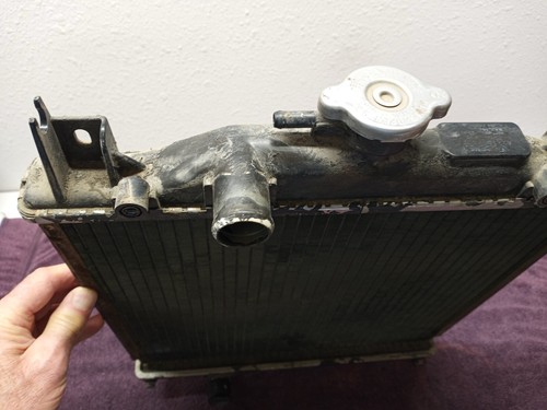 Vintage 1993 GEO METRO XFI RADIATOR - Picture 5 of 18