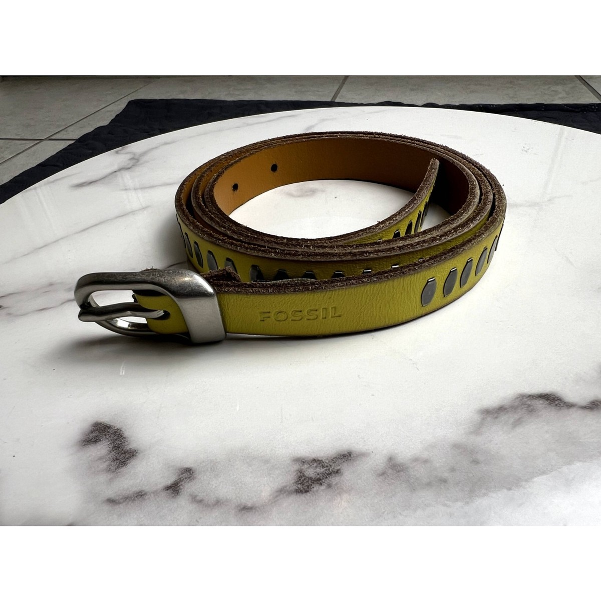 FOSSIL Yellow Leather Silver Hardware Decor Fashion Skinny  display picture 3