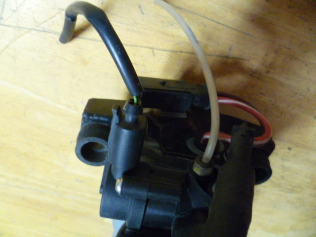 Compresor de suspensión neumática Mercedes Benz Clase S W220 2000-2006  Foto 3 de 4