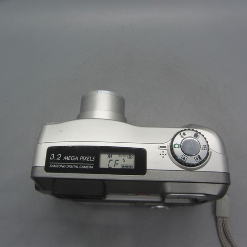 Samsung Digital Camera Digimax 340 3.2MP Silver Tested - Picture 4 of 8