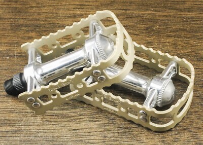 NOS MKS BM-7 Old School BMX Bike PEDALS 9/16