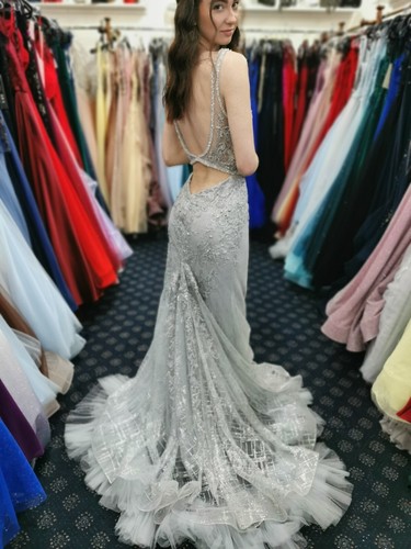 Tiffanys Mary Kate silver size 8 Evening Dress Prom Fishtail Style NWT