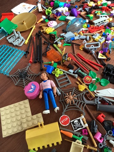 Lego gemischte Ersatzteile 830 g Waffen Werkzeug Essen Tiere Figuren Hüte - Bild 14 von 15