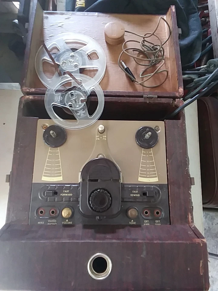 老式Crescent卷轴到卷轴音频磁带录音机播放器 — 第 3/4 张图片