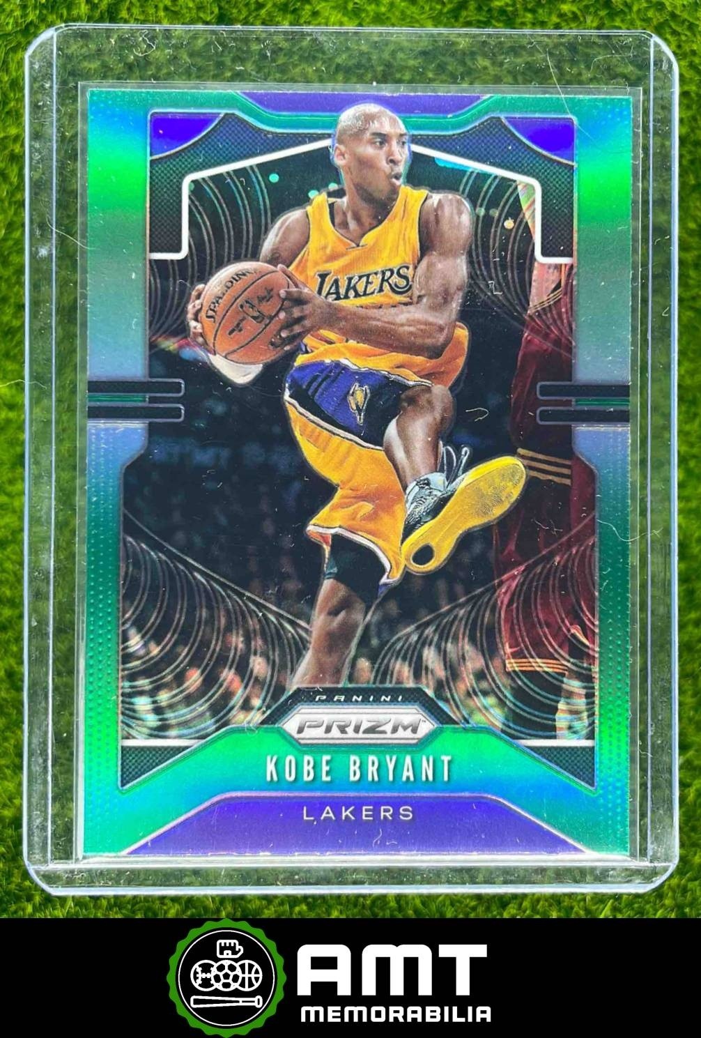 Kobe Bryant 2019-20 Panini Prizm Prizms Green Los Angeles Lakers #8