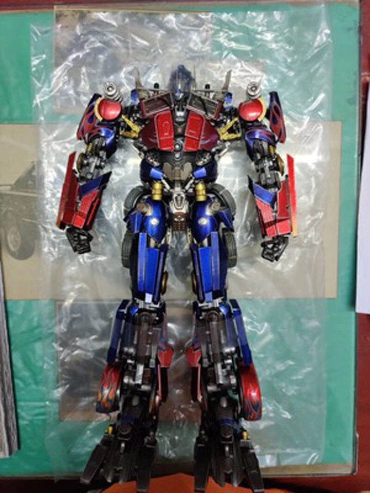 3A Threezero Transformatio Revenge of the Fallen Optimus Prime DLX Figure 3Z0163 - Image 4 of 4