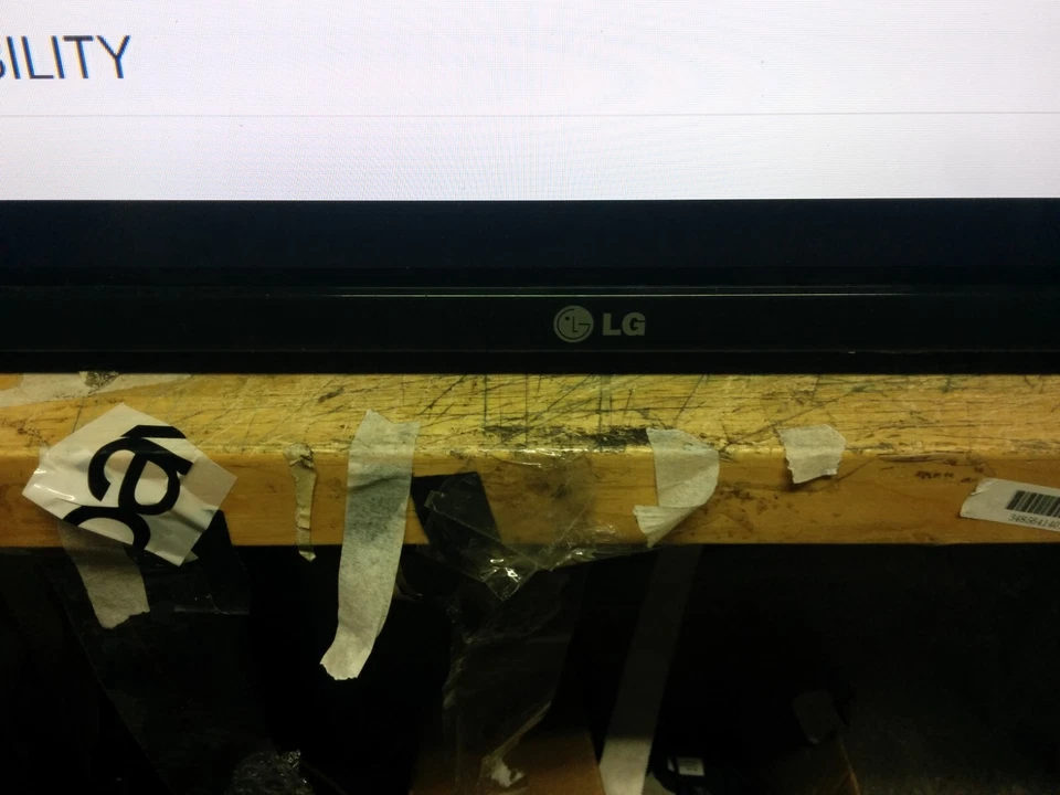 LG FLATRON 42" LED Commercial Monitor 42WL10MS-B - Image 3 of 4