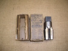 VINTAGE MORSE 1 1/2"  STANDARD TAPER PIPE TAP No. 1115 CARBON STEEL with BOX