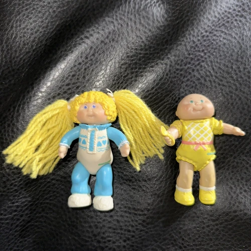 Lot of 2 Original Vintage Cabbage Patch Kids Miniature PVC Poseable Figures 1984