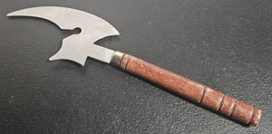BATTLE AXE DECORATIVE SOUVENIR. WOOD HANDLE TAIWAN STEEL. VINTAGE