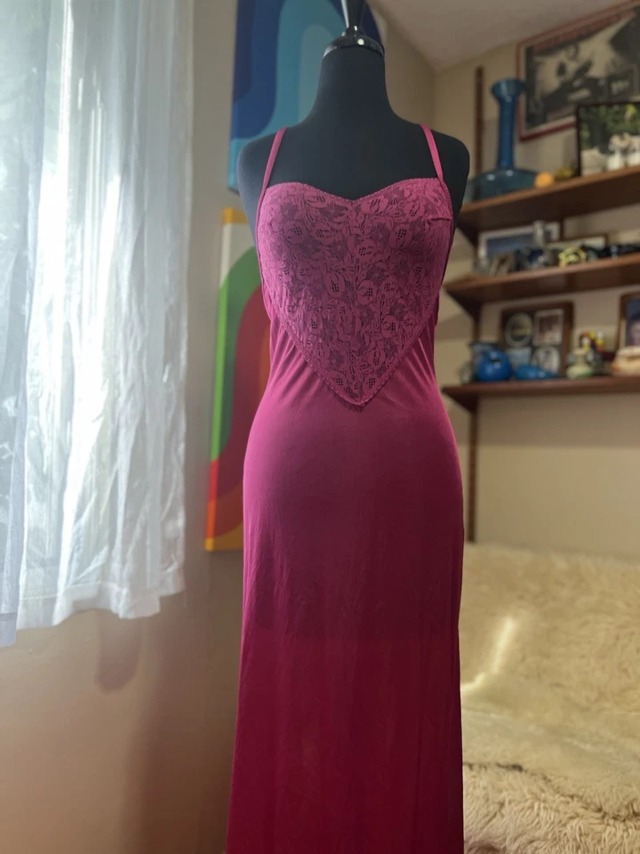 Vtg Olga Style Undercover Wear Magenta Pink Full Sweep Silky Nylon Gown S USA - Image 2 of 4