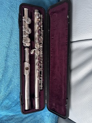 数量限定，大得価 YAMAHA フルート YFL-211 Ⅱ ESTABLISHED IN1887