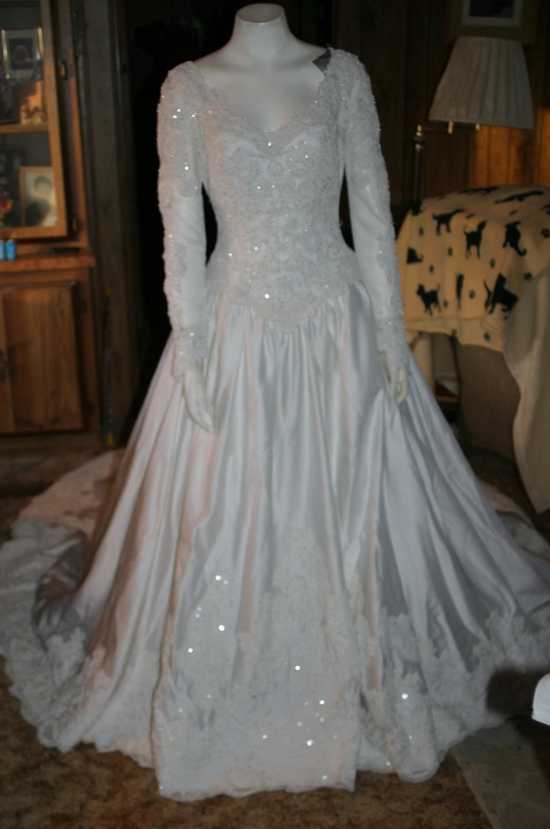 knee length dresses for ladies Moonlight Bridal D8297