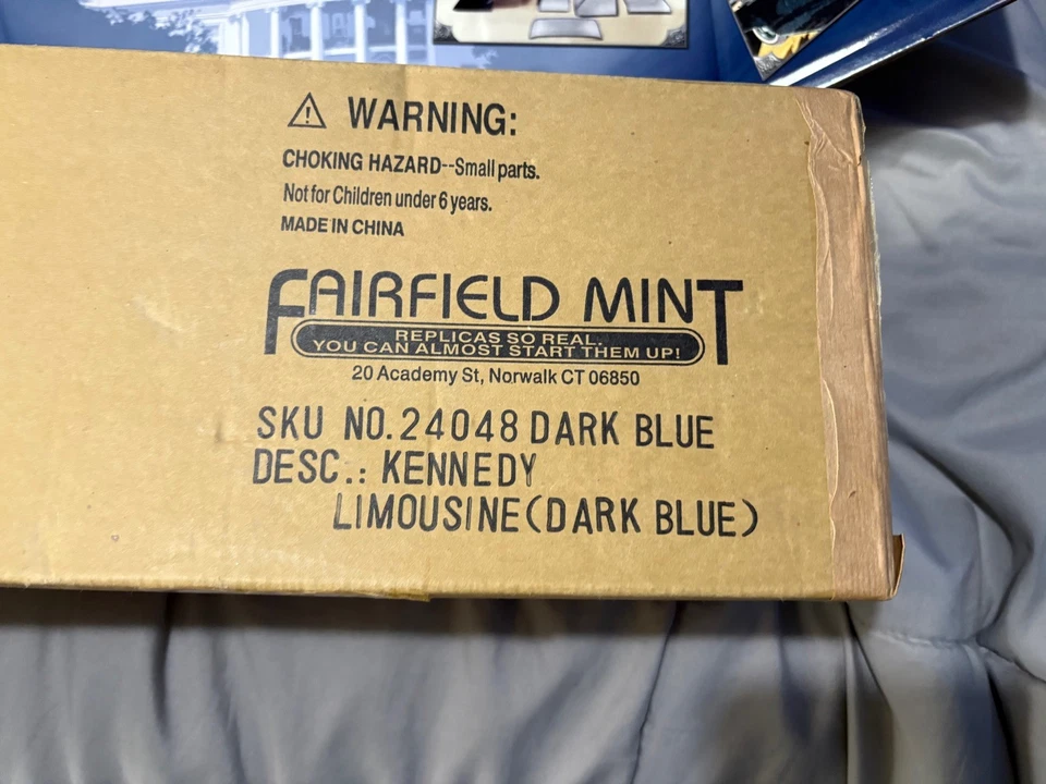 1961 Lincoln X100 Kennedy Limo Road Signature1/24 Diecast JFK  MINT IN BOX - Image 4 of 4