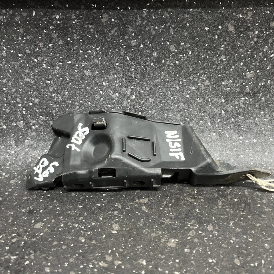 Seat Leon 1P Front NS Left Bumper Guide Wing Bracket 1P0807183 genuine (169) - Image 2 of 4