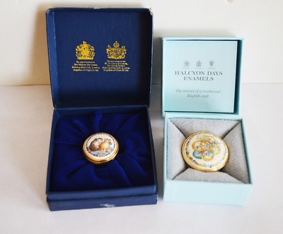 HALCYON DAYS set of 2 Enamel Trinket Boxes Two Cats & Five Gold Rings