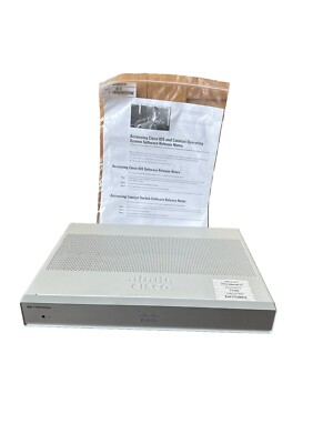 Cisco Systems ISR 1100 4 PORTS DSL ROUTER :: C1117 inklusive Regal