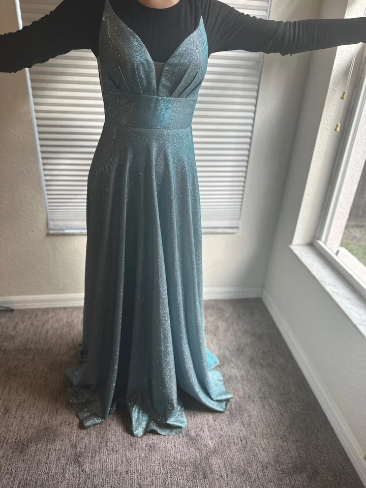 JVN By Jovani Vestido PROM Azul VESTIDO DE NOCHE/VESTIDO FORMAL/VESTIDO Talla 0 Largo Nuevo con Etiquetas Foto 3 de 4