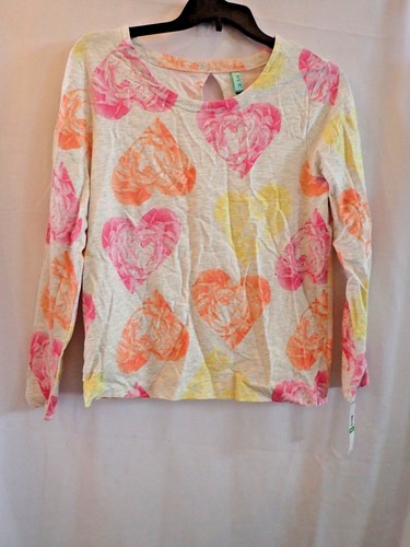 Hue Keyhole-Back Pajama Top Rose Hearts Sizes small and large (880) - Picture 2 of 7