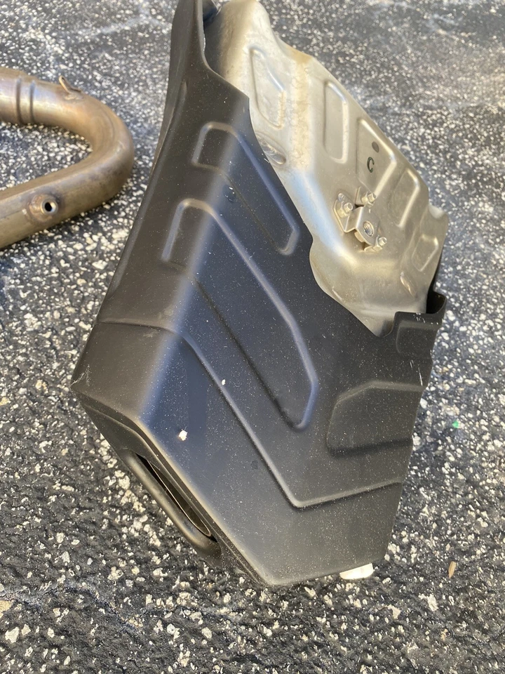 Ducati Motorcycle OEM Exhaust Muffler System ZDM-A30 5731064 749 999 Silencer - Image 3 of 4