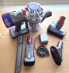 2023年製造‼️早い者勝ち❗Dyson❗V8シリーズ SV-25① 2023年製造