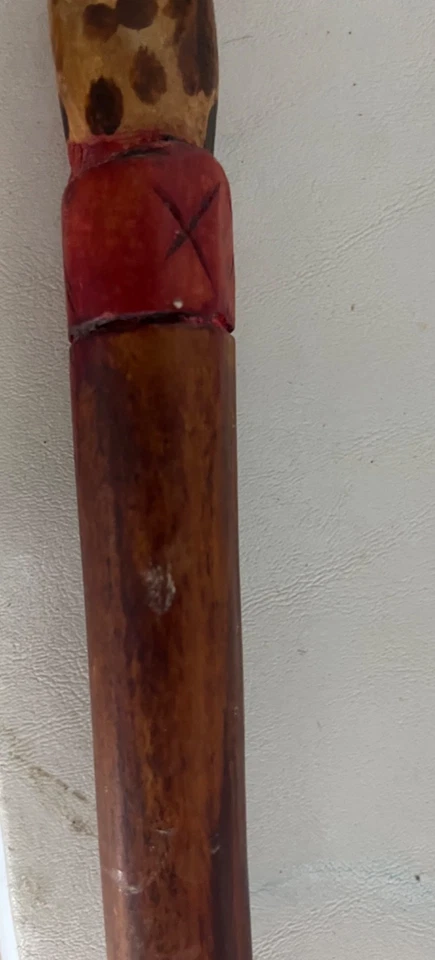 Bastón de madera africano hecho a mano tallado elefante madera retorcida 35,5” Foto 3 de 4