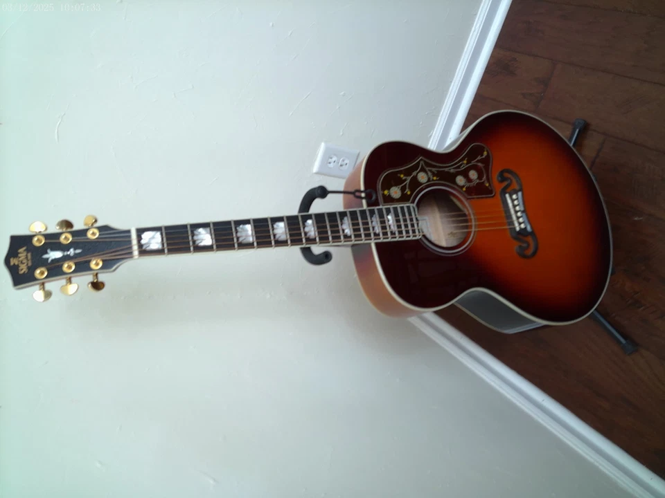 Guitarra Sigma sgja-sg200 jumbo arce flameante sólido, tapa de abeto sólido Foto 2 de 4