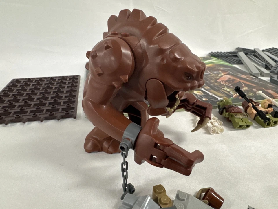 LEGO 75005 Star Wars Rancor Pit With Instructions - Image 3 of 4