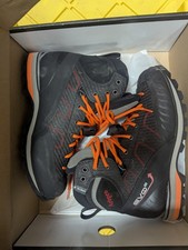 Arbpro EVO 2 Climbing Boots for Arborists, Water Resistant 9.5 Black (Worn Once)