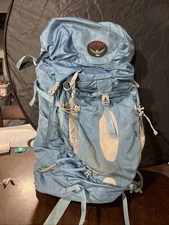 Osprey Aura 50 Women's medium USED CONDITION