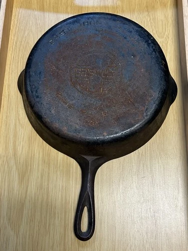 Vintage Griswold #8 704D Large Block Cast Iron Fry Pan Skillet